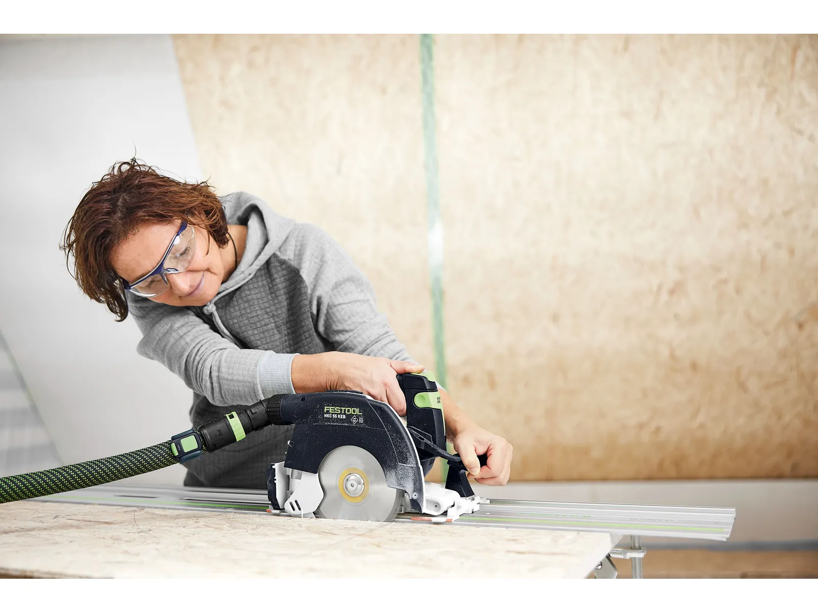 Scie circulaire à capot basculant sans fil Festool HKC 55 KEB 5