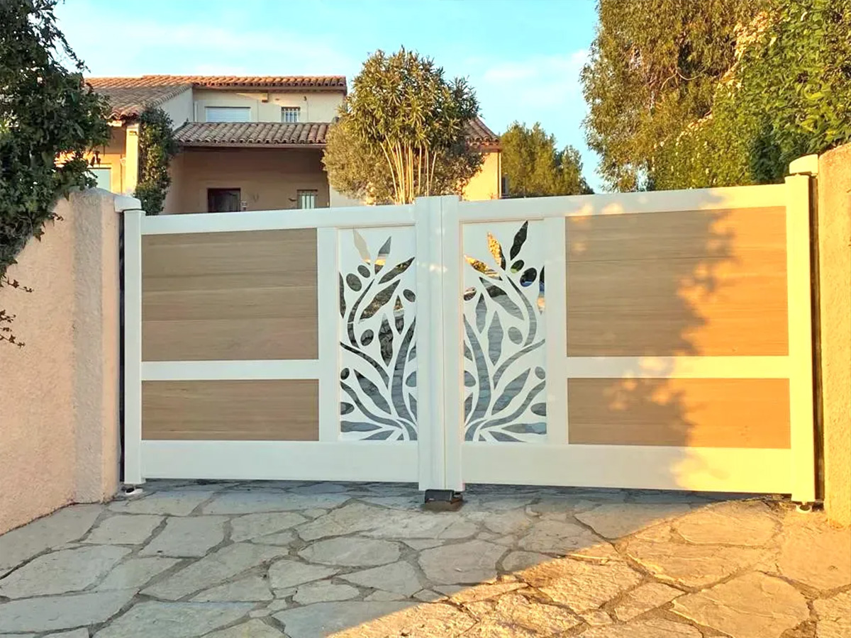 Portail battant composite et aluminium décoratif B1 2
