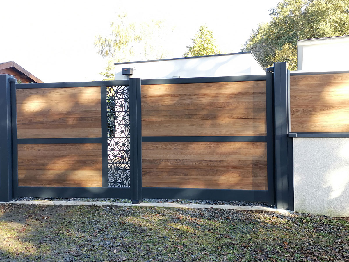 Portail battant composite et aluminium décoratif B2 2