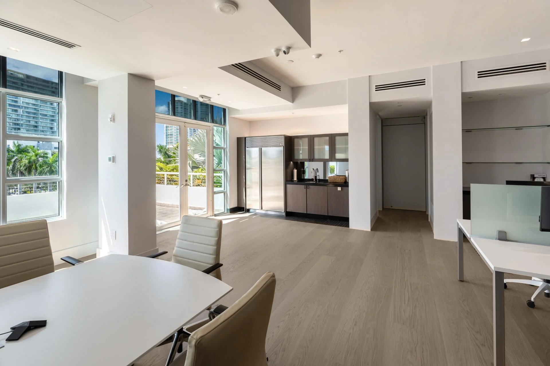 Durabilité intemporelle dans un bureau à Miami
