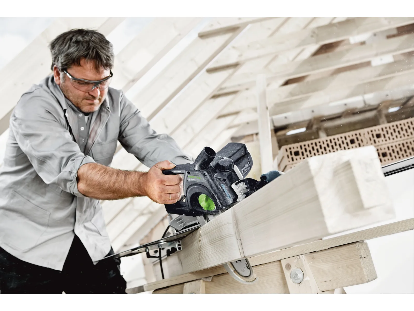 Scie circulaire de charpente Festool SSU 200 EB 4
