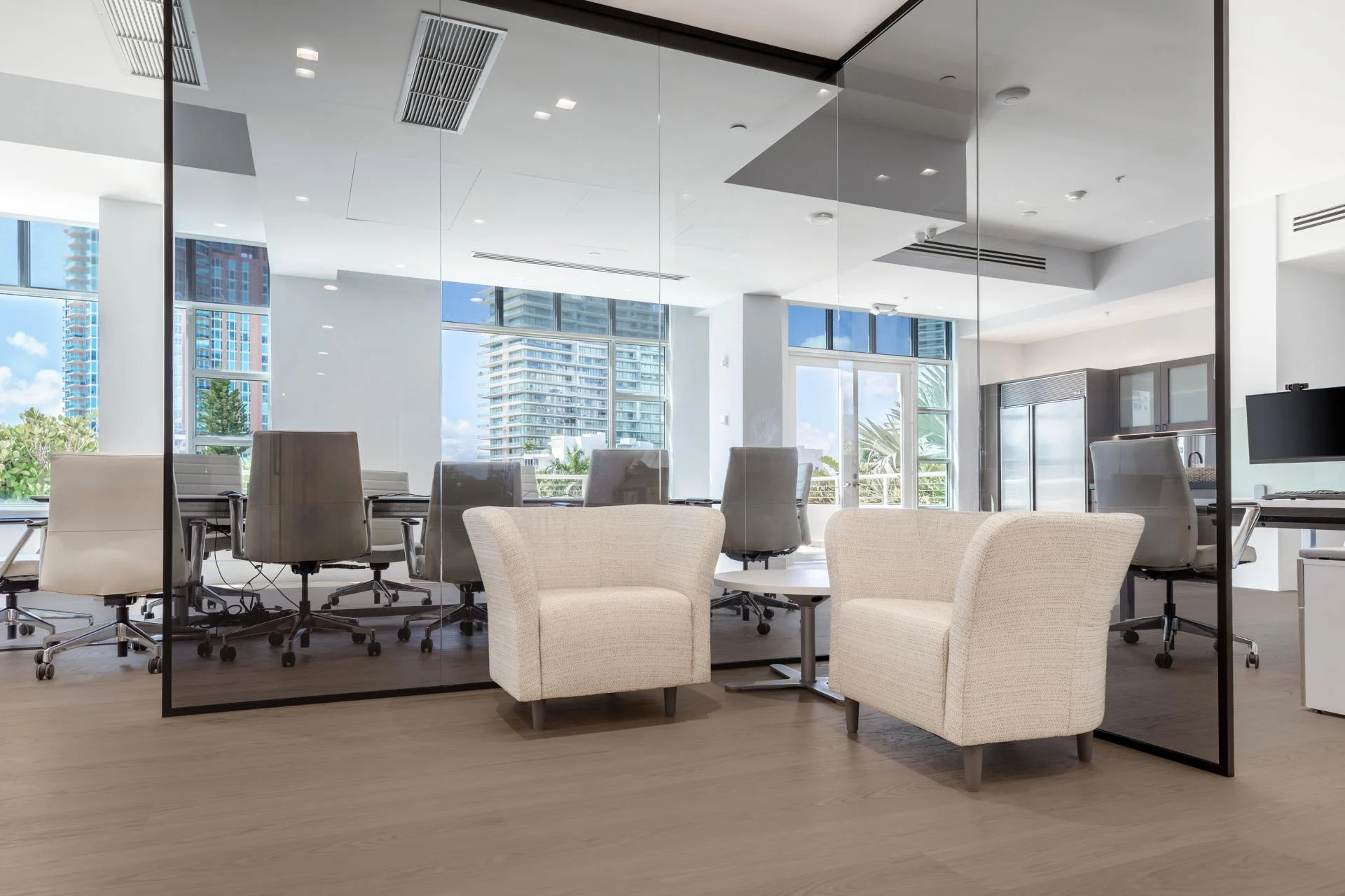 Durabilité intemporelle dans un bureau à Miami