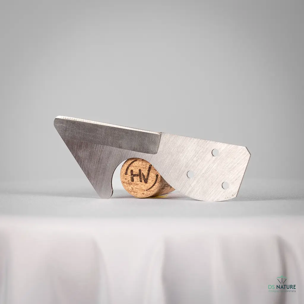 Replacement Bark-Cutting Blade for UV32 Saw Head