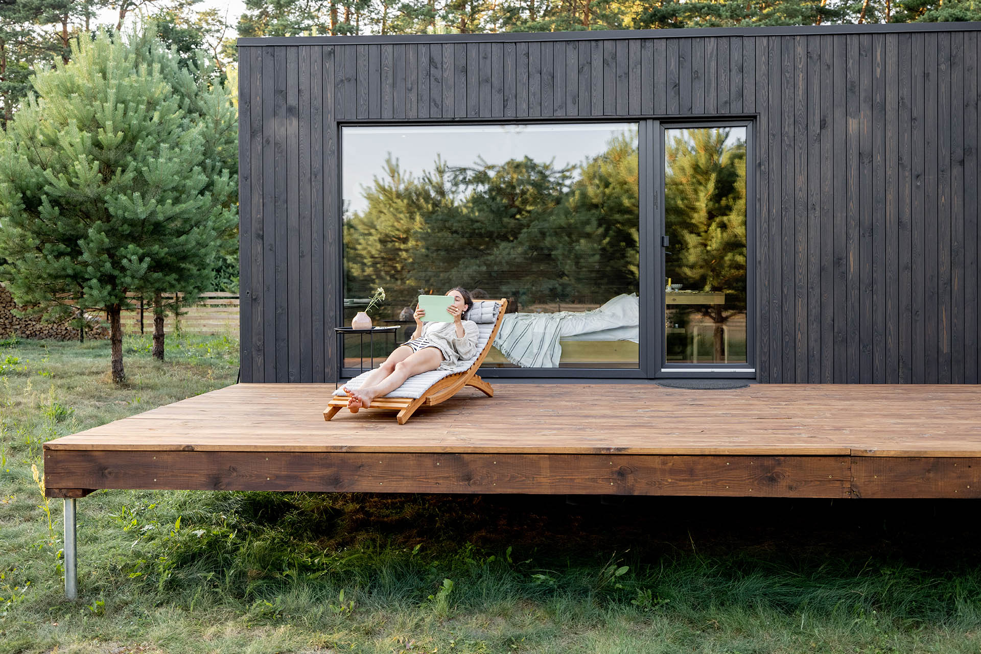 Une bonne ventilation de terrasse en bois assure une meilleure longévité et durabilité